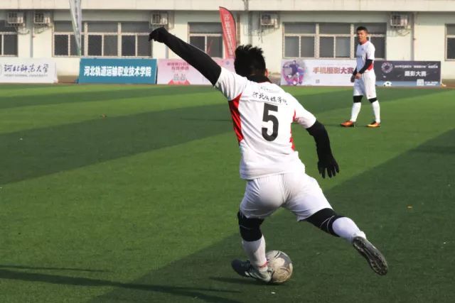 半场-阿根廷1-0奥地利 梅西破门加冕世界杯射手王+失点劳塔罗造点