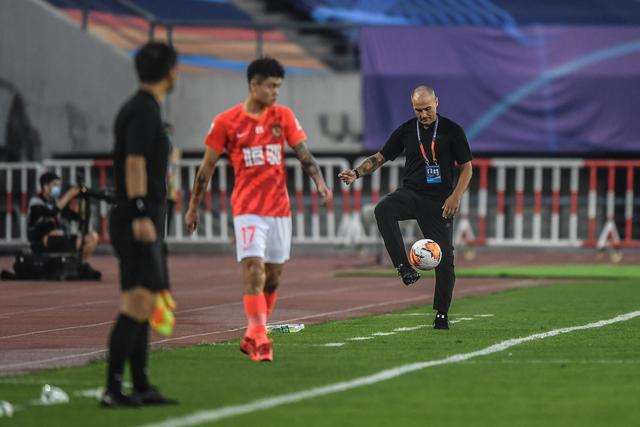 曼联转会窗未能引进左后卫 无缘理想人选